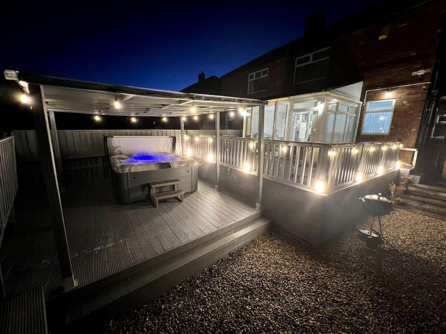 Numero Venti Aparthouse Wifi Parking Hot Tub Newcastle upon Tyne Exterior foto